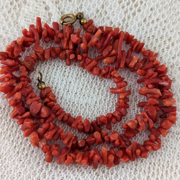 Vintage branch coral necklace, Natural salmon coral - Picture 8 of 10